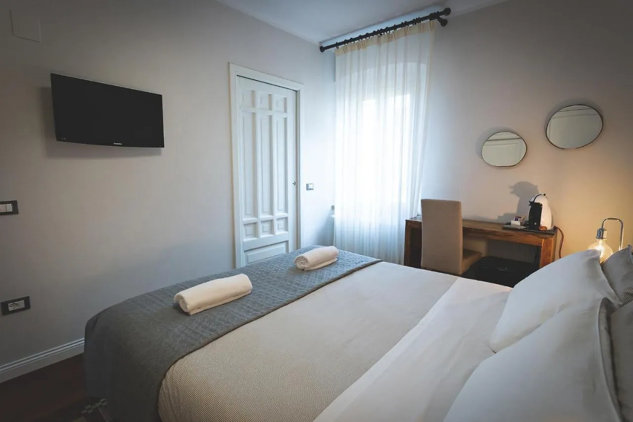 Vendégház Piazza Duomo Deluxe Hotel Cecina