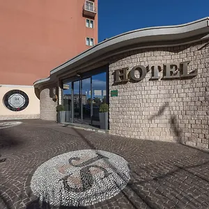 **** Hotell Ih Milano St. John Italien