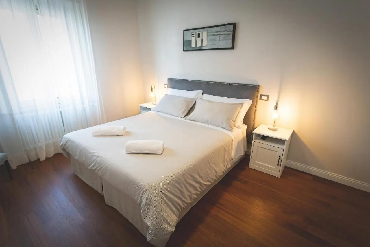 Гостевой дом Отель Piazza Duomo Deluxe Чечина